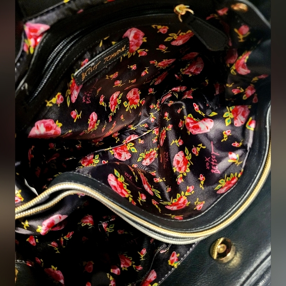 Betsey Johnson Black and Red Bow Embellished Bag - Picture 7 of 10